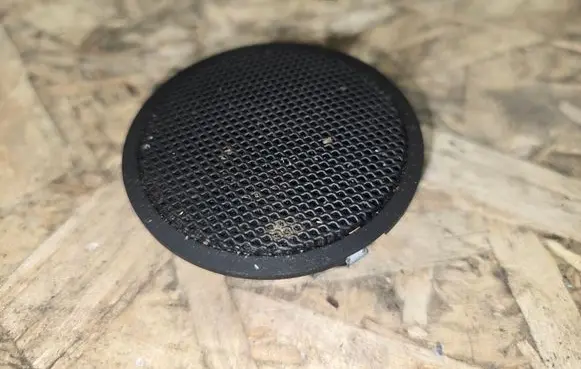 Maserati Coupe Front door high frequency speaker 185970
