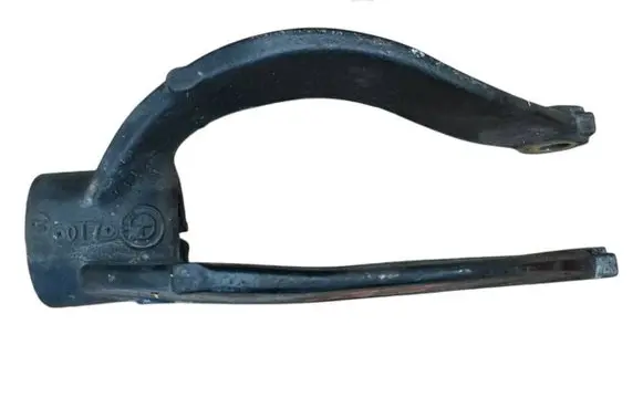 BMW X5 E70 Lower shock absorber bracket 6775085 450126