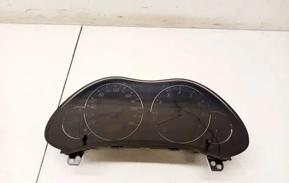 Toyota Avensis T250 Speedometer (instrument cluster) 8380005532 mb2574300010
