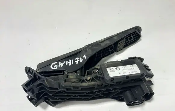 Volkswagen Golf VI Accelerator throttle pedal 1K1721503T