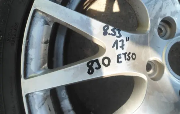 Audi TT TTS Mk2 R17 alloy rim 