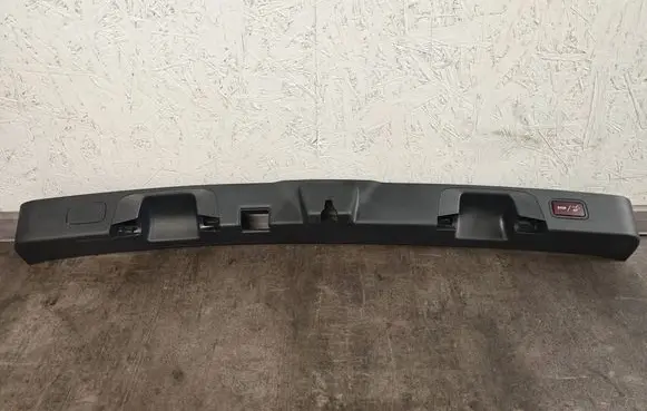 Mercedes-Benz GLC X253 C253 Tailgate/boot lid lock trim A2537400172