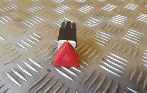 Volkswagen Touran I Hazard light switch 1T0953509
