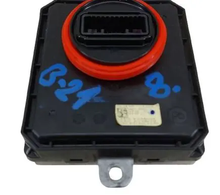 Hyundai i30 LED ballast control module 04921-91000-kolumb