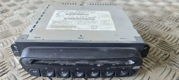 Chrysler Voyager CD/DVD changer P05064003AD 42774