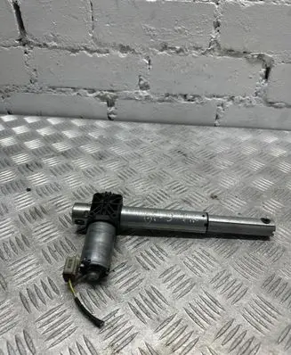 BMW 5 GT F07 Seat adjustment motor 9168755 0390204011 170410F