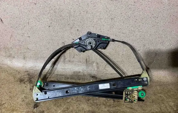 Audi A8 S8 D4 4H Rear door window regulator with motor 4H0839461C