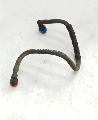 Mazda 3 I Fuel line pipe Z6011349XC