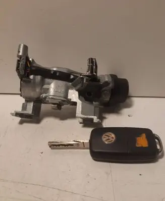 Volkswagen Golf V Ignition lock 1K0905851B