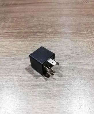 Opel Vectra B Other relay 90464760