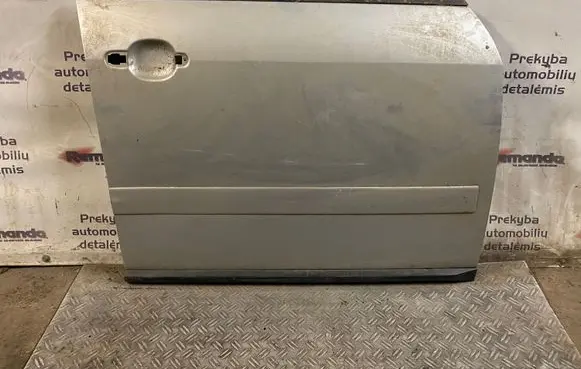 Audi A2 Front door