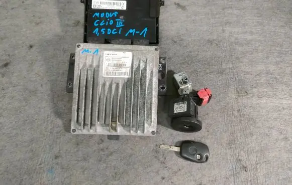 Renault Modus Engine control unit/module 8200399038 R0410B031B 8200430215