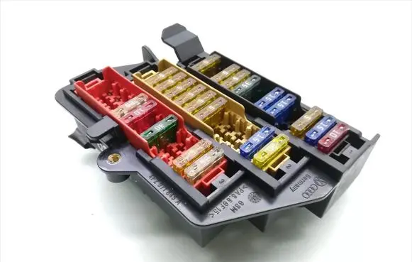 Audi A6 S6 C6 4F Fuse module 4F2971845A