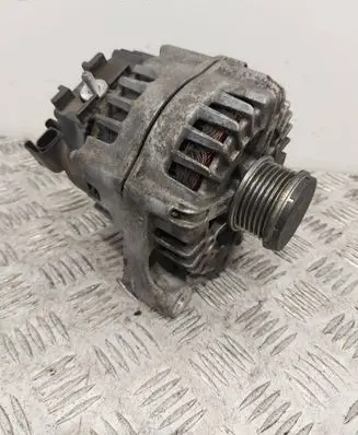 BMW 1 F20 F21 Generator/alternator 7823343 FG18S045 411012310
