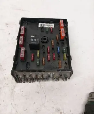 Volkswagen PASSAT B6 Fuse module 3C0937125 63592777