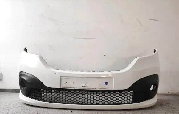 Renault Trafic III (X82) Front bumper 620223773R 8458