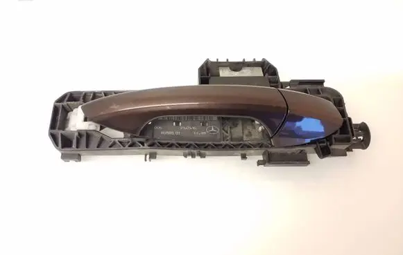 Mercedes-Benz B W246 W242 Front door exterior handle A2047601634 A358501