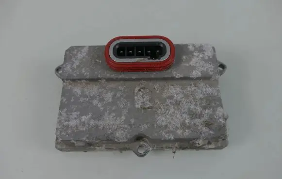 Mercedes-Benz SLK R171 Voltage converter/converter module 5DV008290