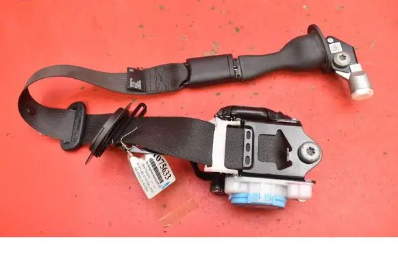 Opel Insignia A Front seatbelt 23464716