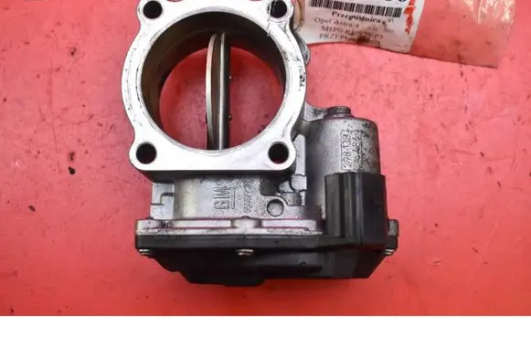 Opel Astra J Throttle body valve 55567728