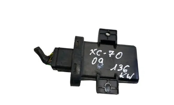 Volvo XC70 Light module LCM 30782784AB 6333190999I