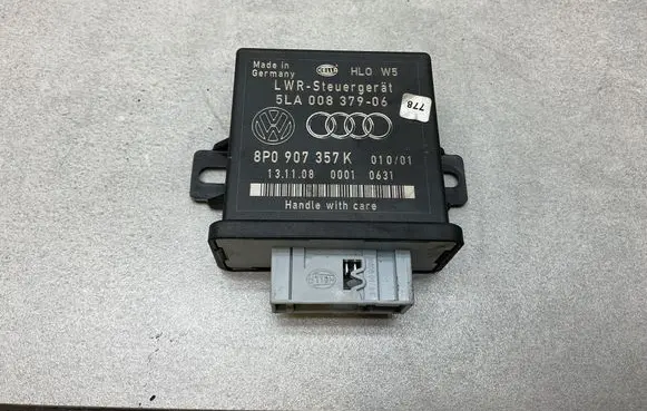 Volkswagen Scirocco Light module LCM 8P0907357K