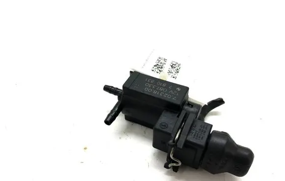 BMW 5 F10 F11 Turbo solenoid valve 7810831 70231800
