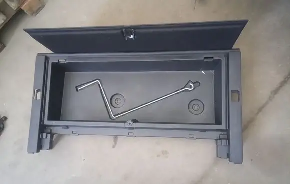 Toyota Avensis T270 Glove box in trunk 