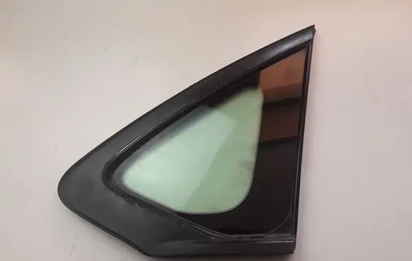 Infiniti M Y51 Rear side window 768301MA0A