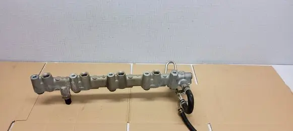 Toyota Avensis T250 Fuel main line pipe