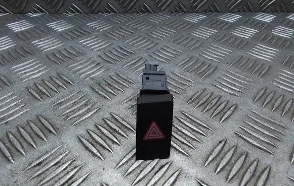 Toyota Verso Hazard light switch 15B279