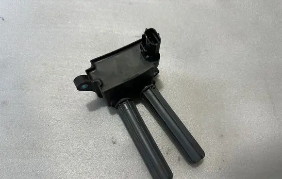 Dodge RAM 1500 DS High voltage ignition coil 68238603AA 68238603
