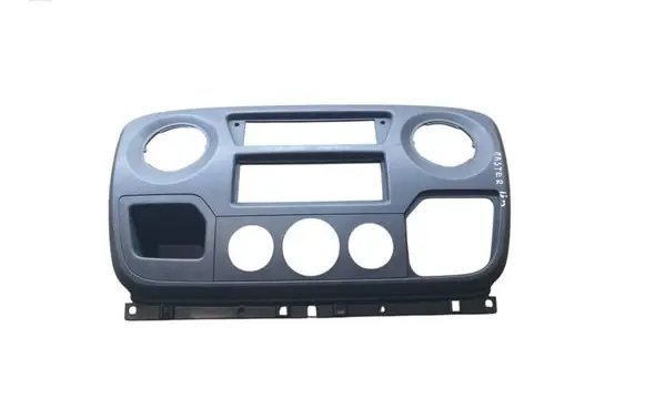 Renault Master III Dashboard center trim panel 682600025R