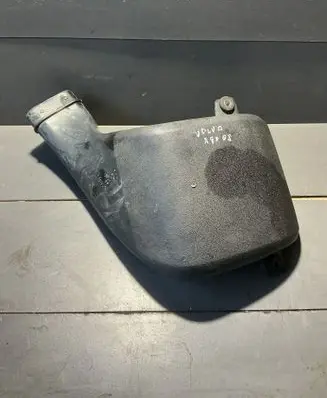 Volvo XC90 Air intake duct part 30636844 BQAMA