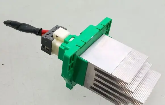 Heater blower motor/fan resistor