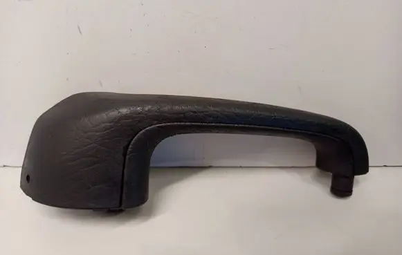 Audi 100 S4 C4 Front door interior handle trim 4A0867371
