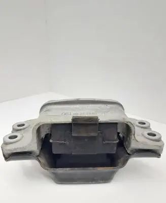 Volkswagen Golf V Engine mount bracket 1K0199555 GG1MX271207