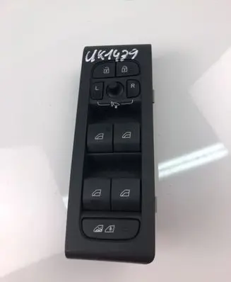 Volvo XC40 Electric window control switch 32256755