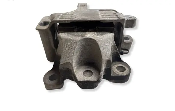 Volvo XC40 Engine mount bracket 31460251