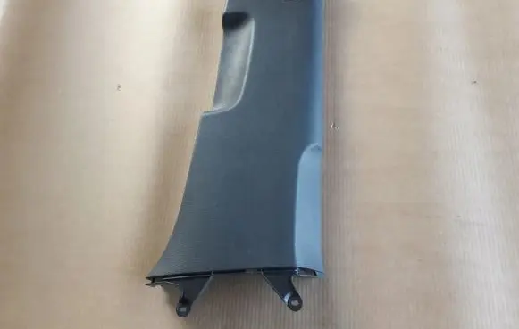 (B) pillar trim (bottom)