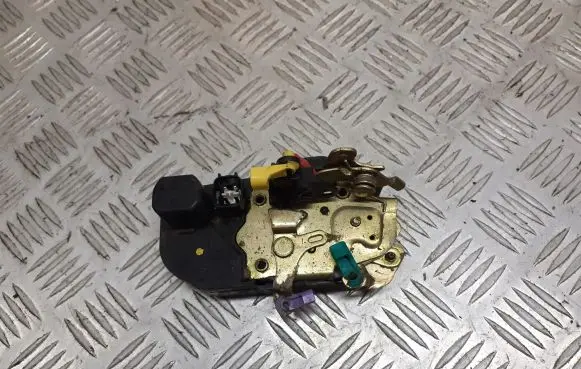 Chrysler 300M Front door lock BRAK