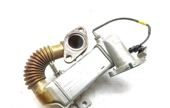 Renault Trafic III (X82) EGR valve cooler 147350678R 08419A7088 A7088