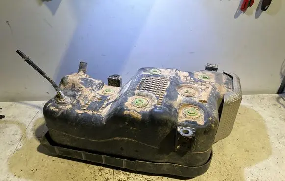 KIA Sportage AdBlue liquid reservoir 31500D7900 0452852 5472121011
