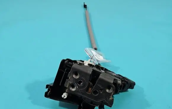 Volvo XC60 Front door lock 30799308 IMPRK1593142