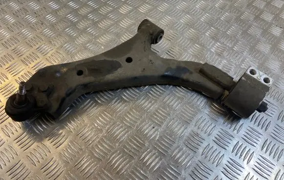 Opel Antara Front lower control arm/wishbone 96819161