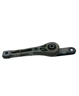 Volkswagen Tiguan Engine mounting bracket 3C0199855M