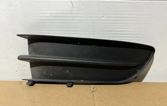 Renault Laguna II Front grill 000009693