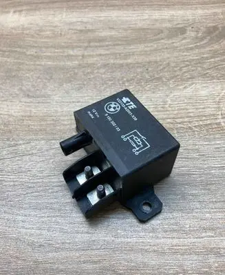 BMW 5 F10 F11 Glow plug 9198302