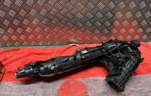 BMW X5 E70 Intake manifold 8507233 3657 1102240061