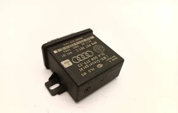 Audi A6 S6 C6 4F Light module LCM 8P0907357C 5LA00837922